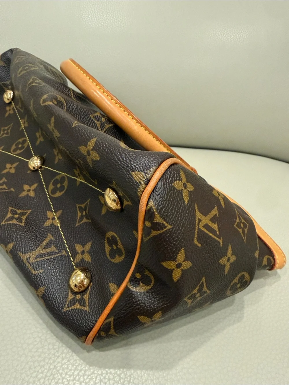 Louis Vuitton Tivoli PM Monogram Canvas Handbag